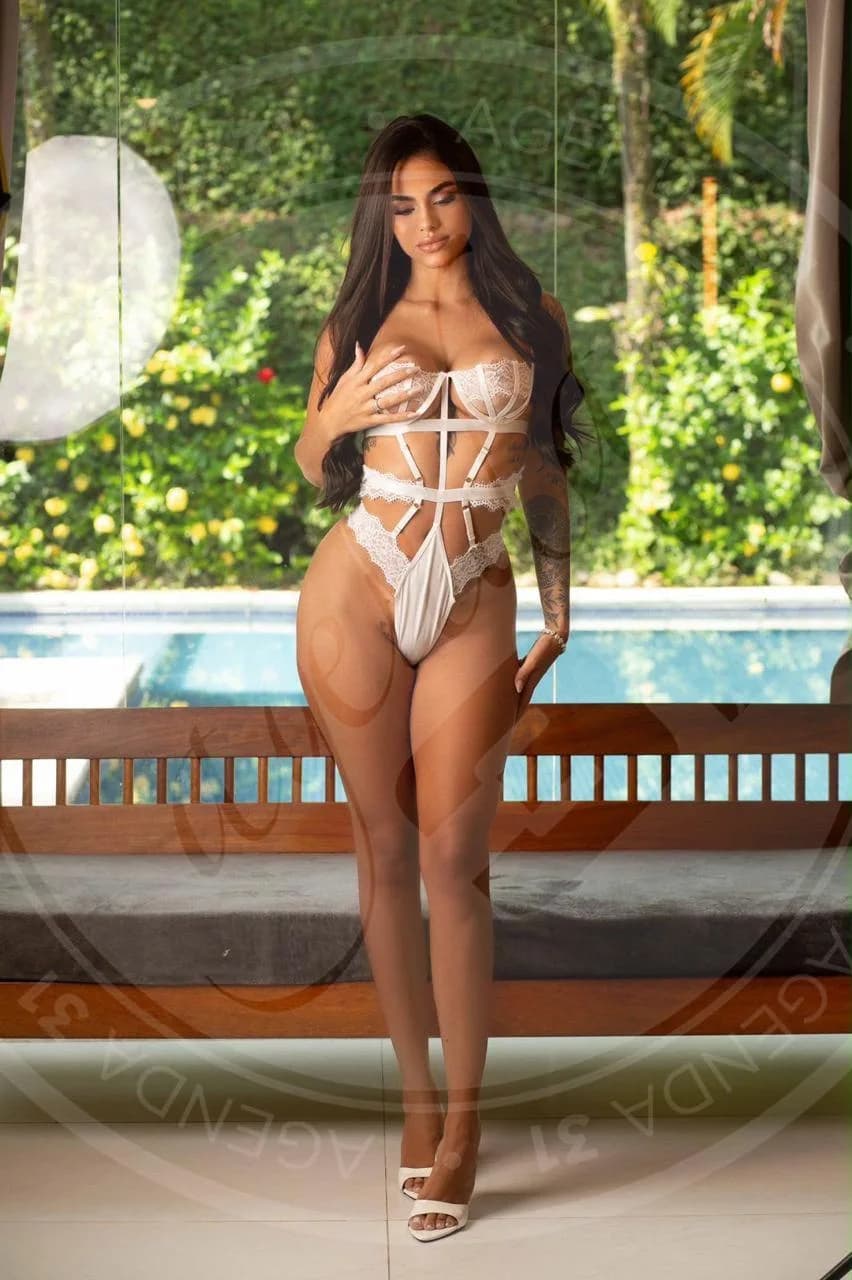 Foto 1 de Clara Vieira